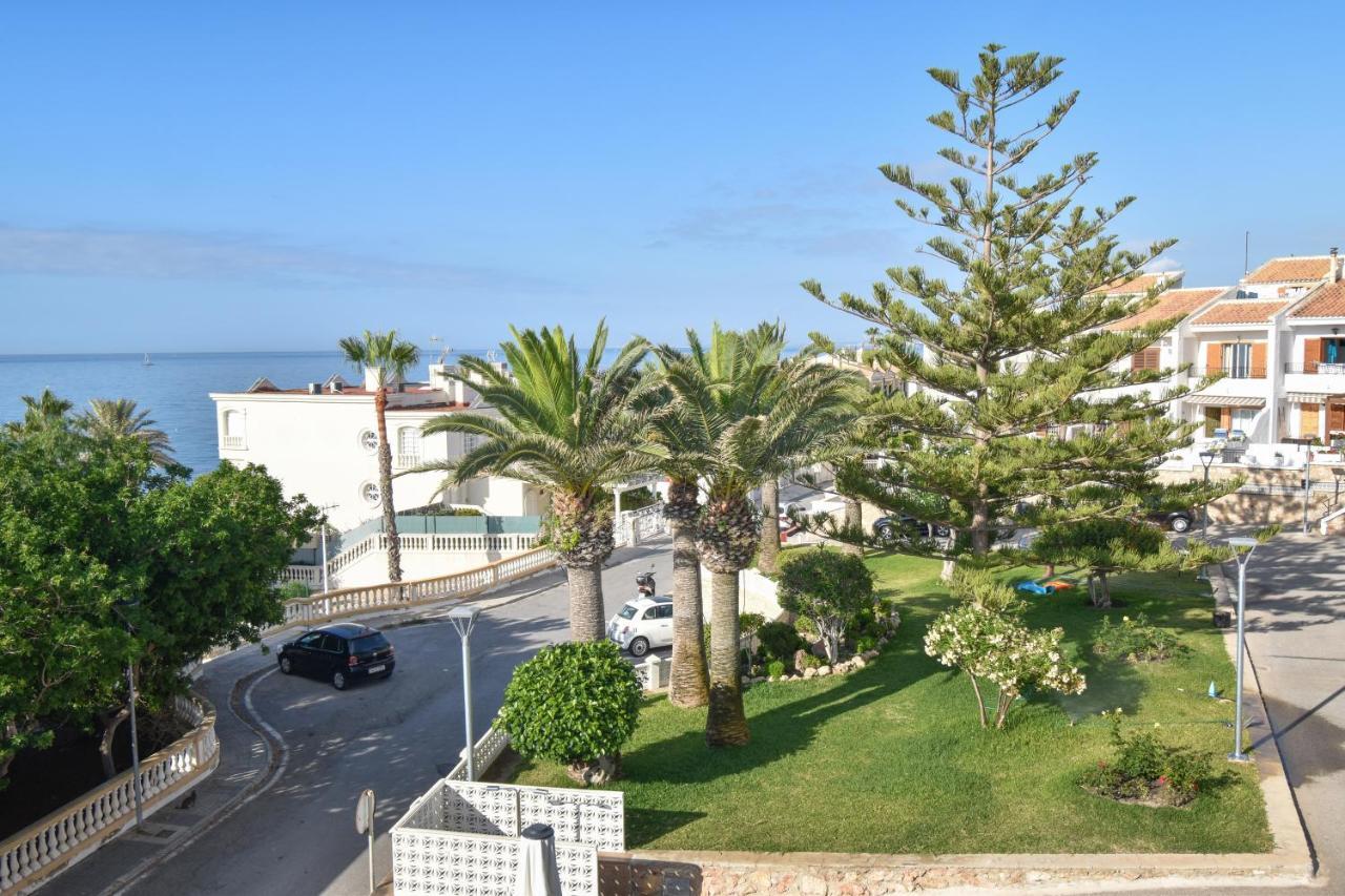 Отель Vicino Al Mare Санта Пола Экстерьер фото